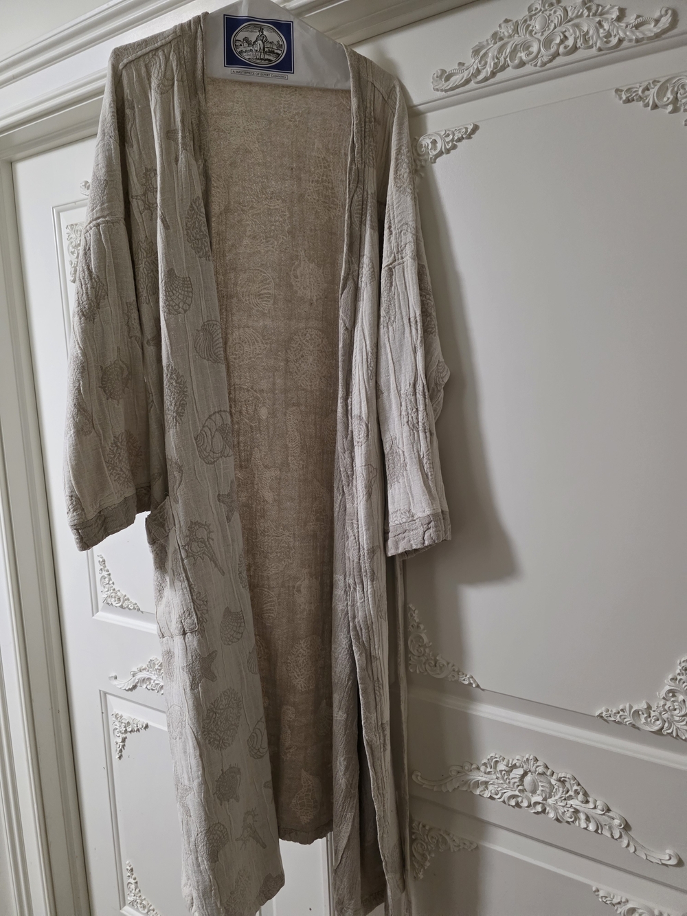 Light Beige Shell-Print Women's Robe - Picture 6 of 7